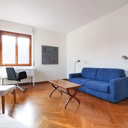 Elegante E Spazioso Zona Solari Milão